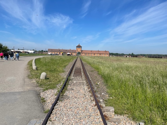 Auschwitz12